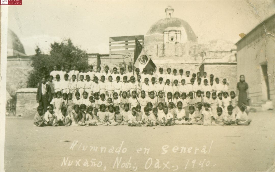 Alumnado en general. San Francisco Nuxaño, Nochixtlán; 1940.